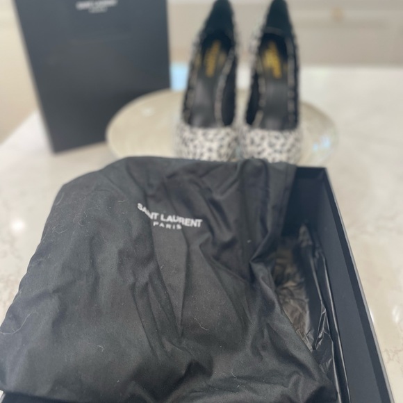 Saint Laurent Black and White Heels - Picture 5 of 7